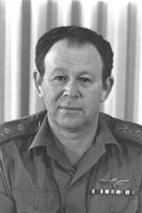 רב אלוף מרדכי (מוטה) גור